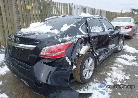 2015 Nissan Altima 2.5 Sv from USA, damaged, VIN 1N4AL3AP7FC232374